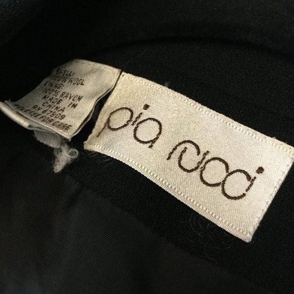 Vintage Pia Rucci black beaded wide collar top - Picture 7 of 7